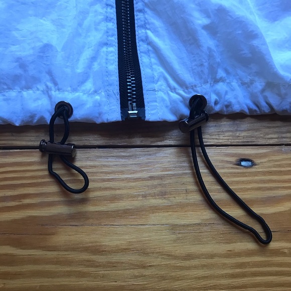 BlankNYC White Windbreaker Hoodie, EUC, S - Picture 7 of 16